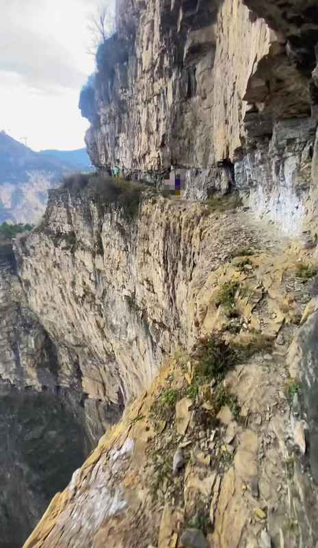  29岁广东青年南太行失踪已四日；救援持续展开，资深人士提醒野外徒步需谨慎。 文化旅游