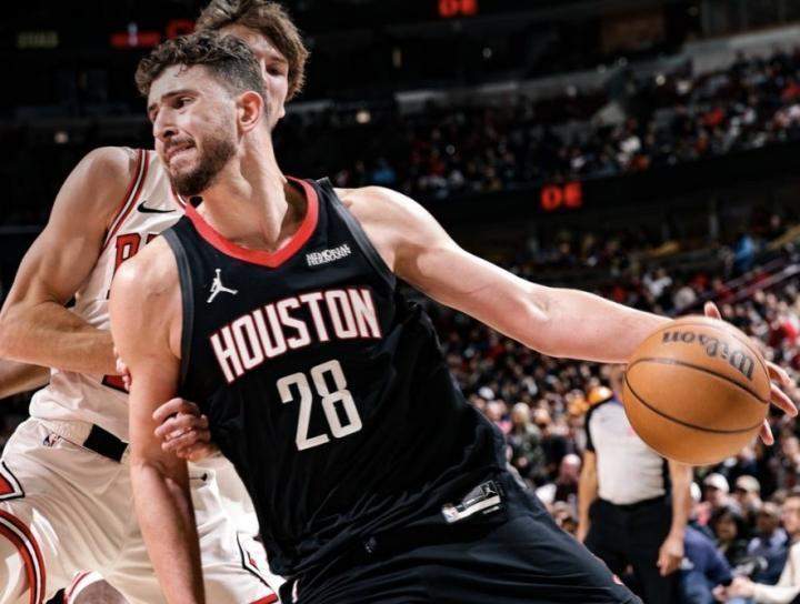 申京赛后畅谈三双表现;强硬风格贯穿全场;内外平衡助力球队前行。 体育新闻