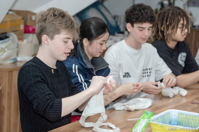  当迈阿密的少年遇见成都的扎染：一场跨越太平洋的温柔相遇 教育招生