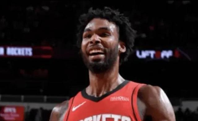  【战术复盘】火箭破敌113-102：杜兰特的杀手本能在关键时刻如何接管比赛 体育新闻