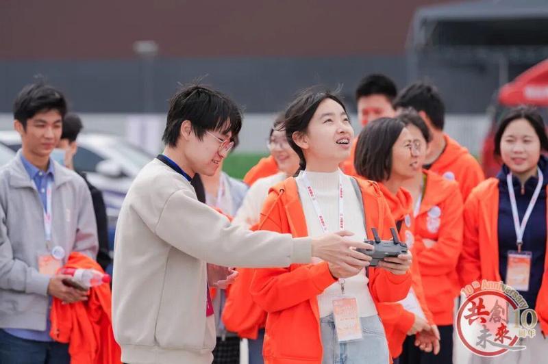  华东无人机基地深度探访：金山如何用科技创新征服香港青年 文化旅游