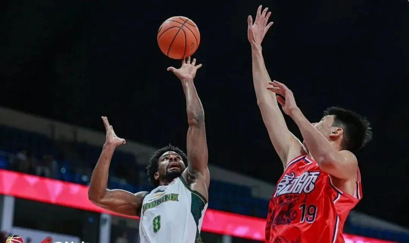  辽宁16分溃败：战术失效与体系崩塌的深层剖析 体育新闻