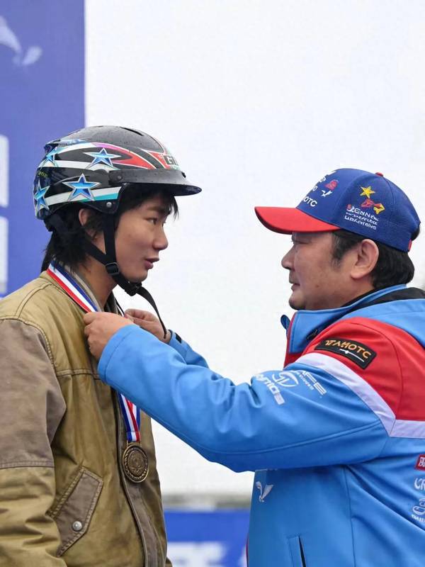  【深度复盘】2016重庆摩博会：一个技术偏执狂如何用“成本禁区”撬动行业格局 企业服务