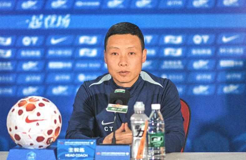 从师徒到对手:深度复盘刘建业与陈涛的战术博弈 体育新闻